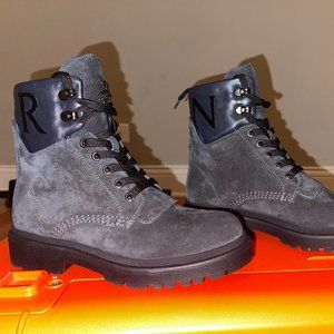 BRAND NEW! VERY CUTE MONCLER Suede Combat Boots